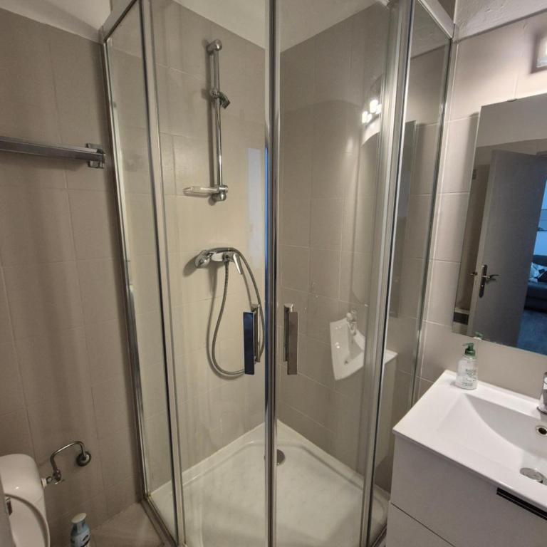 Cannes centre - Vieux port - Appartement 1 Chambre - 7