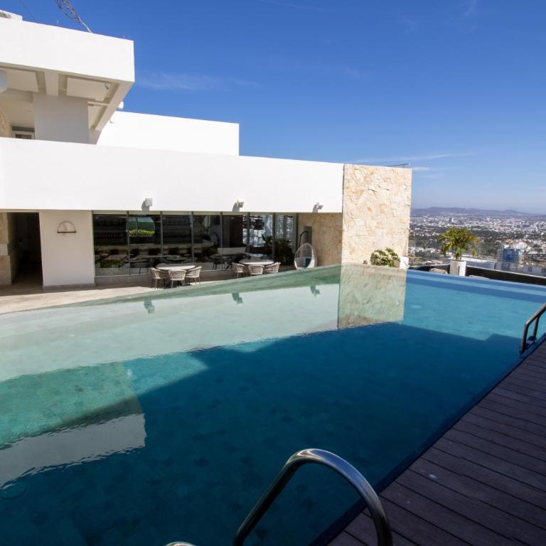 Elegante con vista al mar y balcón by G P S rentas - Two-Bedroom Apartment - 1