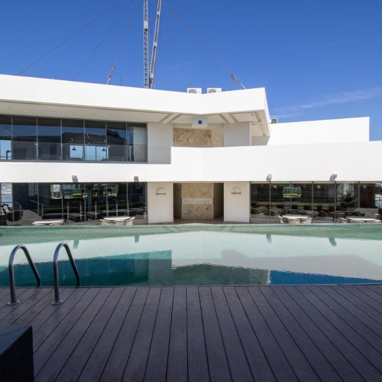 Elegante con vista al mar y balcón by G P S rentas - Two-Bedroom Apartment - 12