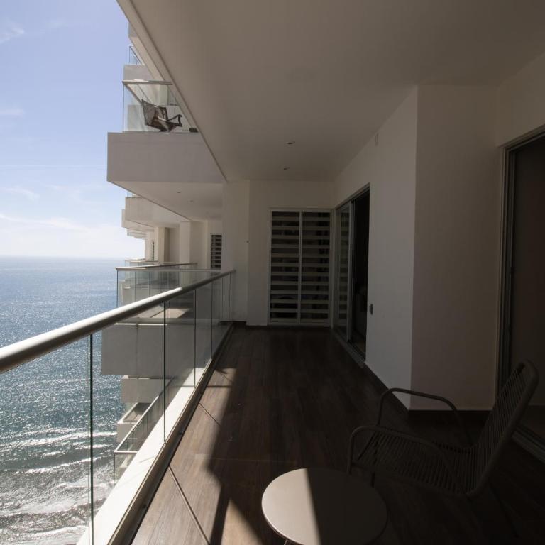 Elegante con vista al mar y balcón by G P S rentas - Two-Bedroom Apartment - 30