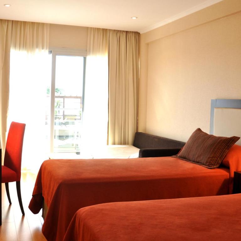 Hotel Plaza - Habitación Doble Confort - 1 o 2 camas - 3