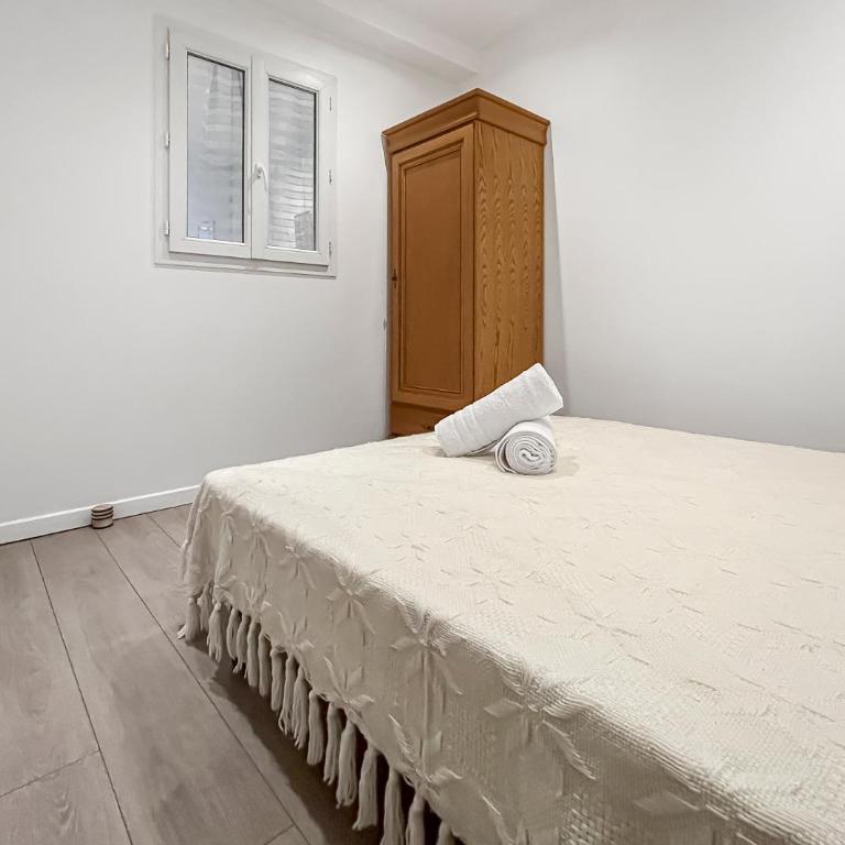 Charme et confort proche du port et des plages - Two-Bedroom Apartment - 16