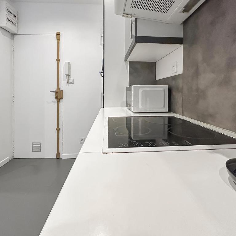 Charme et confort proche du port et des plages - Two-Bedroom Apartment - 13