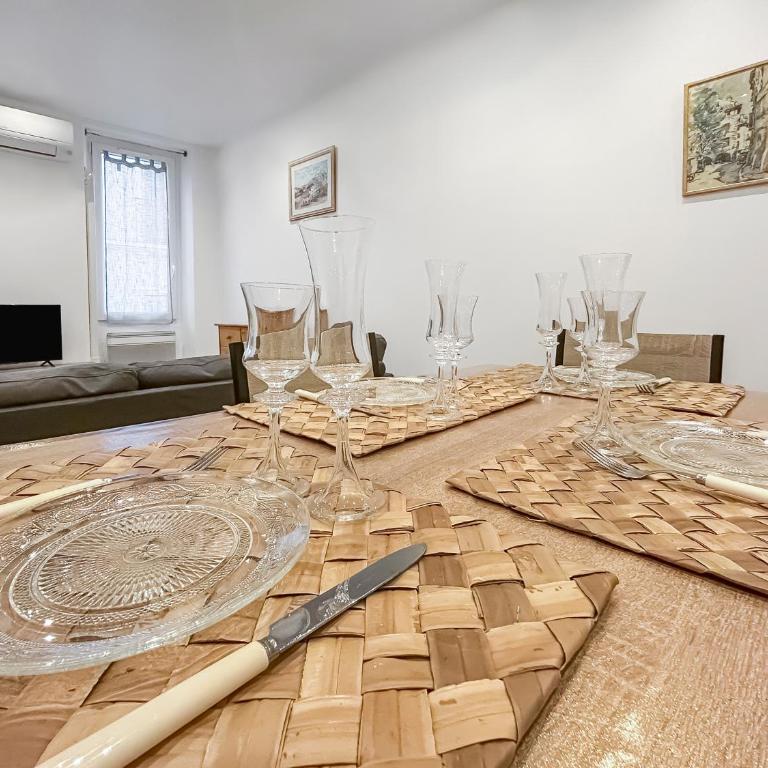Charme et confort proche du port et des plages - Two-Bedroom Apartment - 8