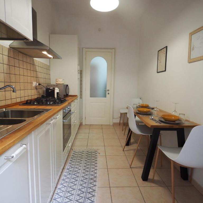 Bilocale moderno centro Mantova - Appartamento con 1 Camera da Letto - 7