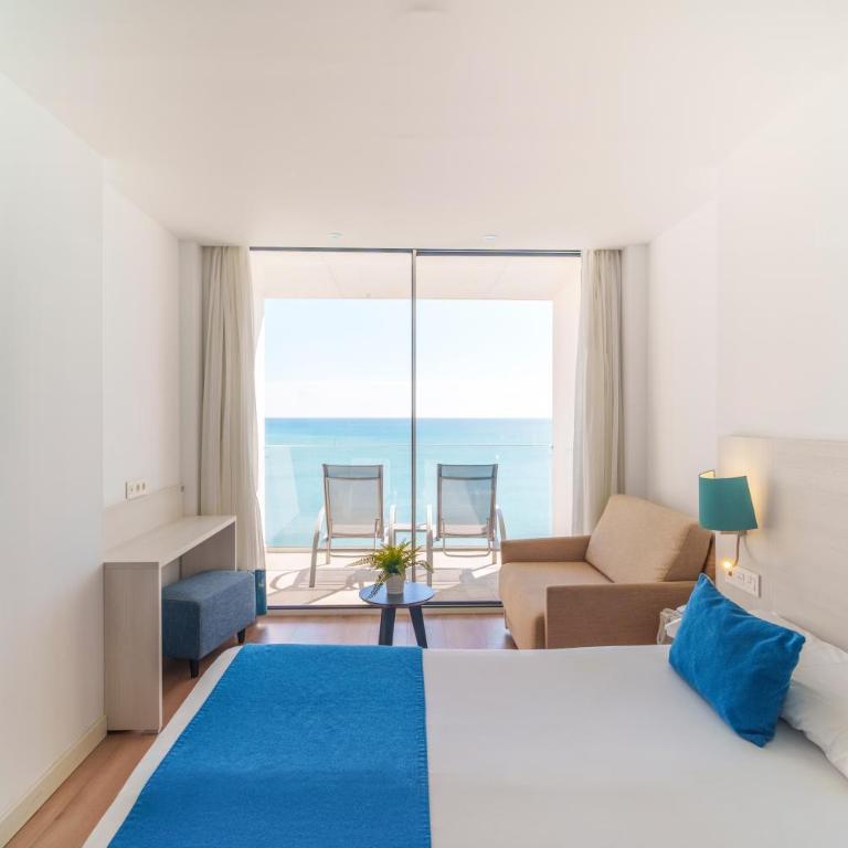 Spirit Hotel Benalmadena Beach - Habitación con cama grande y vistas al mar - 3