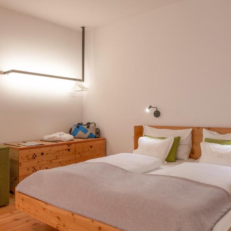 Biohotel Gralhof - Doppelzimmer mit Seeblick - 5