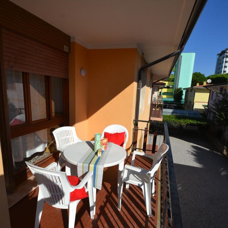 Park - Two-Bedroom Villa - 9