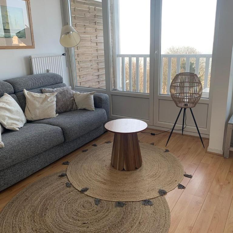Vacances à Trouville en famille vue mer - Two-Bedroom Apartment with Terrace and Sea View - 39