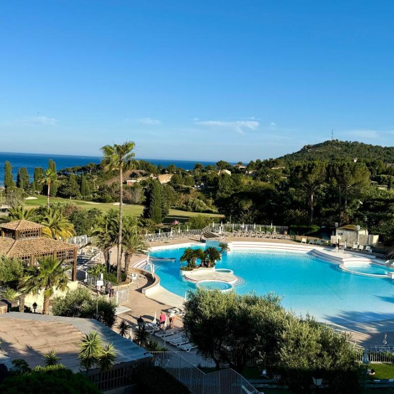 CAP ESTEREL Allée des Fleurs - Appartement CLIMATISE 5 personnes vue mer - Apartment mit 1 Schlafzimmer - 37