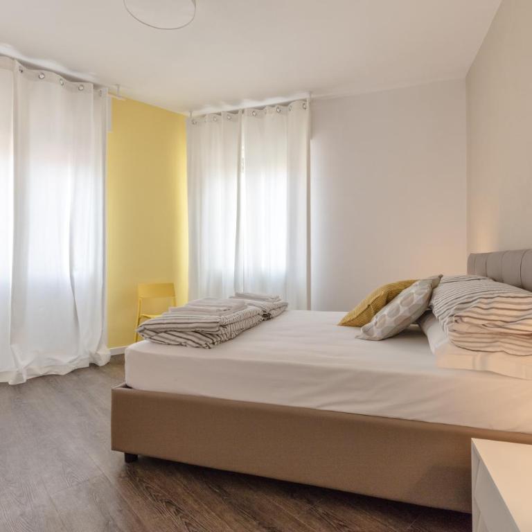 PeschieraHome Apartments - Appartamento Deluxe con 2 Camere da Letto - 10