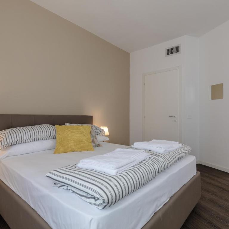 PeschieraHome Apartments - Appartamento Deluxe con 2 Camere da Letto - 11
