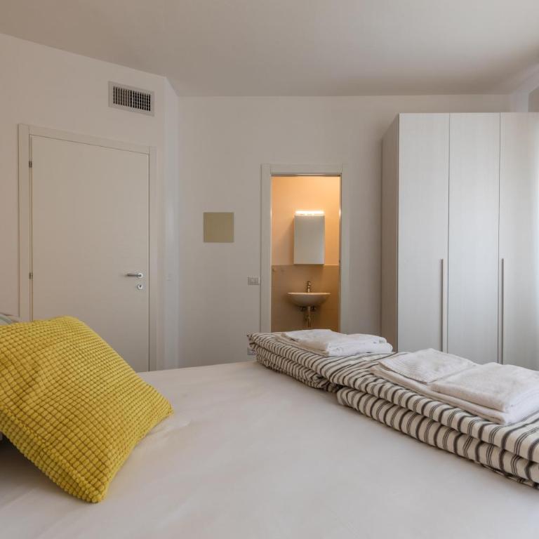 PeschieraHome Apartments - Appartamento Deluxe con 2 Camere da Letto - 12