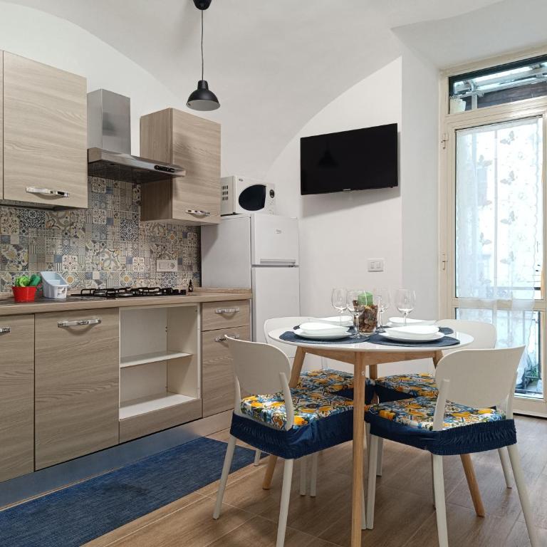 Ortensia Casa Vacanze Napoli - Appartamento Superior con 1 Camera da Letto e Balcone - 7