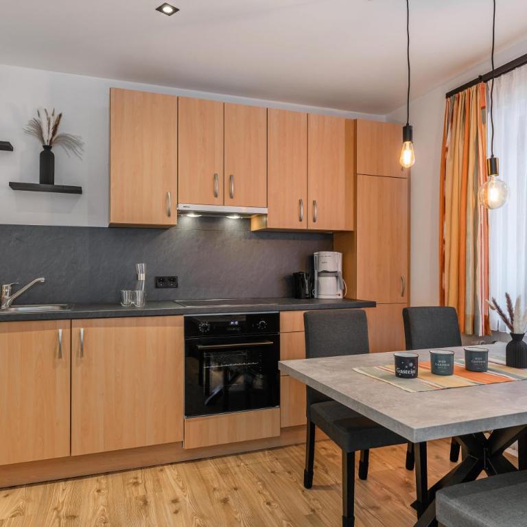 Ferienwohnung Wiesenweg inklusive kostenfreiem Eintritt in die Alpentherme - Apartment mit 2 Schlafzimmern und Dusche - 12