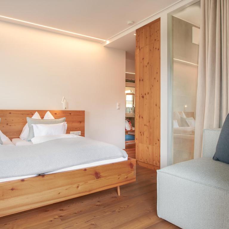 Biohotel Gralhof - Doppelzimmer mit Seeblick - 6