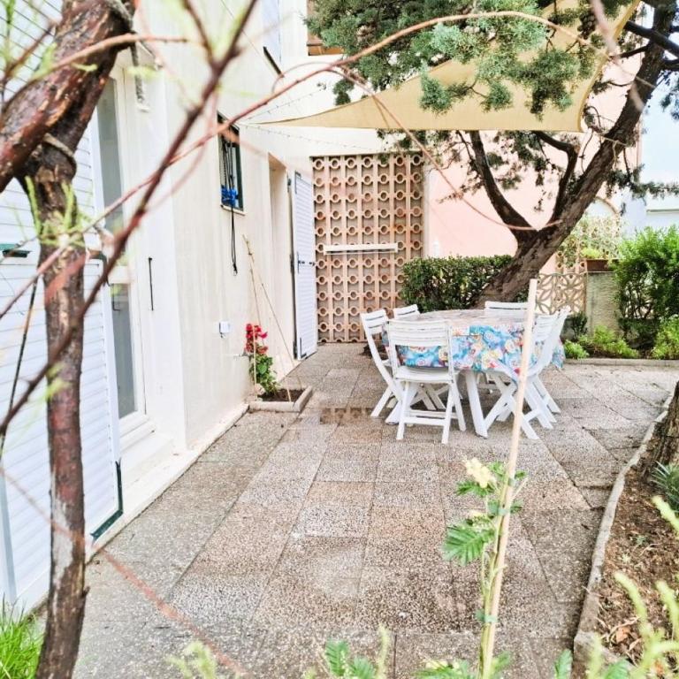 Rez de jardin climatisé avec grande terrasse - Two-Bedroom House - 41