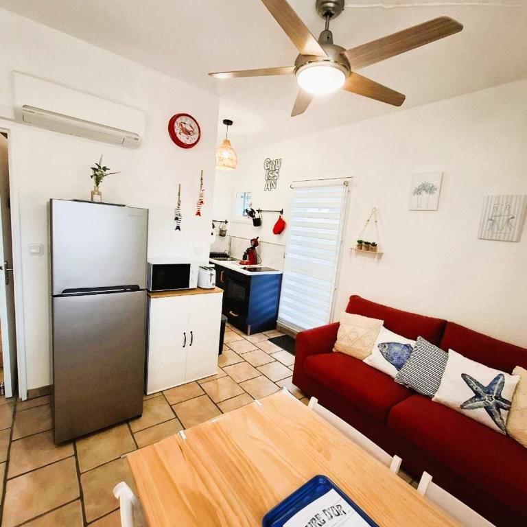 Rez de jardin climatisé avec grande terrasse - Two-Bedroom House - 65