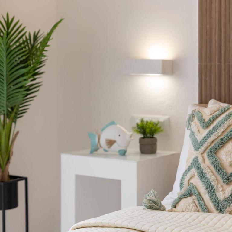 Alghero Parkside Rooms - Queen Room with Balcony - 10
