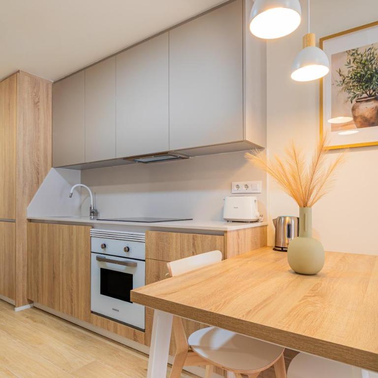 CARTAGENAFLATS - San Diego Suites - Apartamento de 1 dormitorio con jardín - 4
