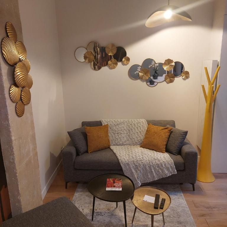 Apartments Paris Centre - At Home Hotel - Appartement Supérieur - 1