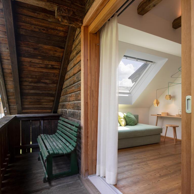 Biohotel Gralhof - Deluxe Doppelzimmer mit Balkon - 6