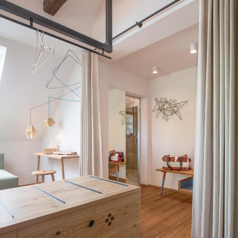 Biohotel Gralhof - Deluxe Doppelzimmer mit Balkon - 8