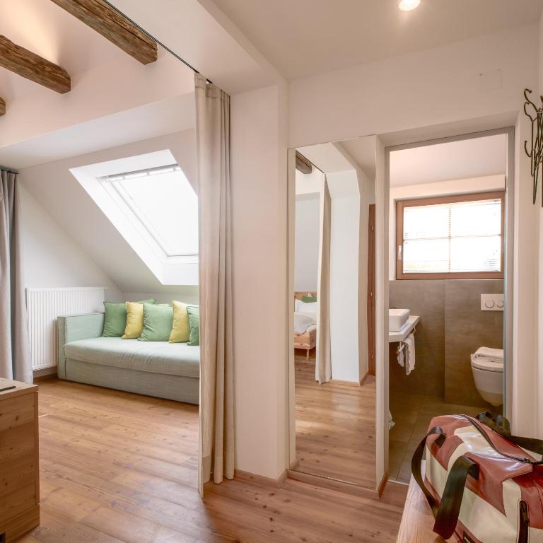 Biohotel Gralhof - Deluxe Doppelzimmer mit Balkon - 9