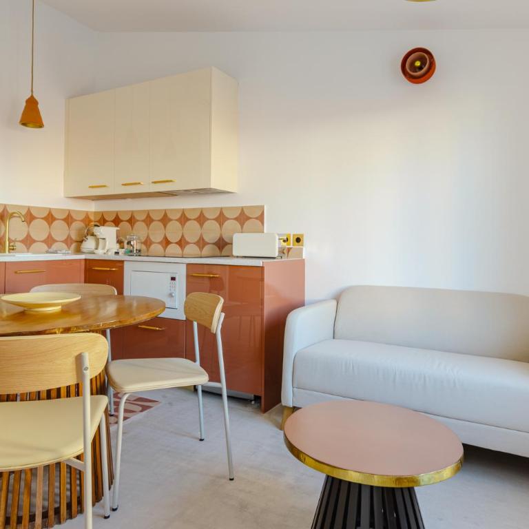 Penthouse with breathtaking views of heart of Alicante - Two-Bedroom Apartment - 26