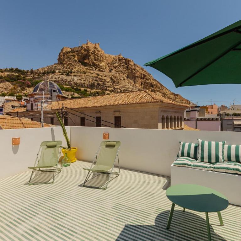Penthouse with breathtaking views of heart of Alicante - Two-Bedroom Apartment - 24