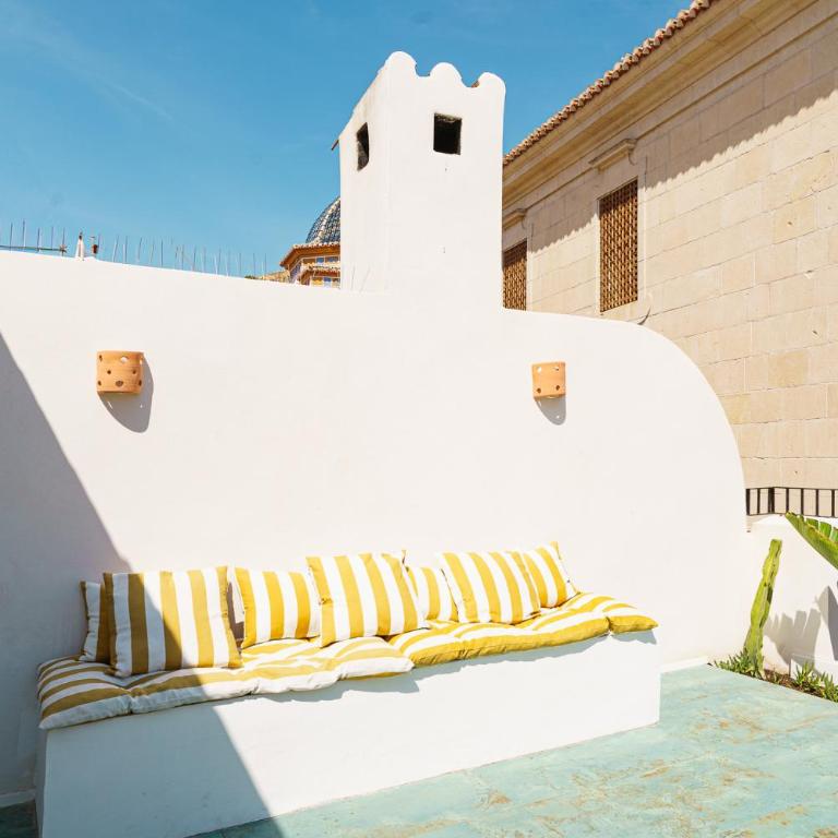 Refined and practical studio in historic center of Alicante - One-Bedroom Apartment - 40