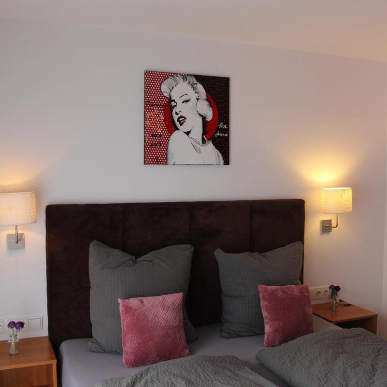 Burghotel - Das Original - Doppelzimmer mit Balkon - 20