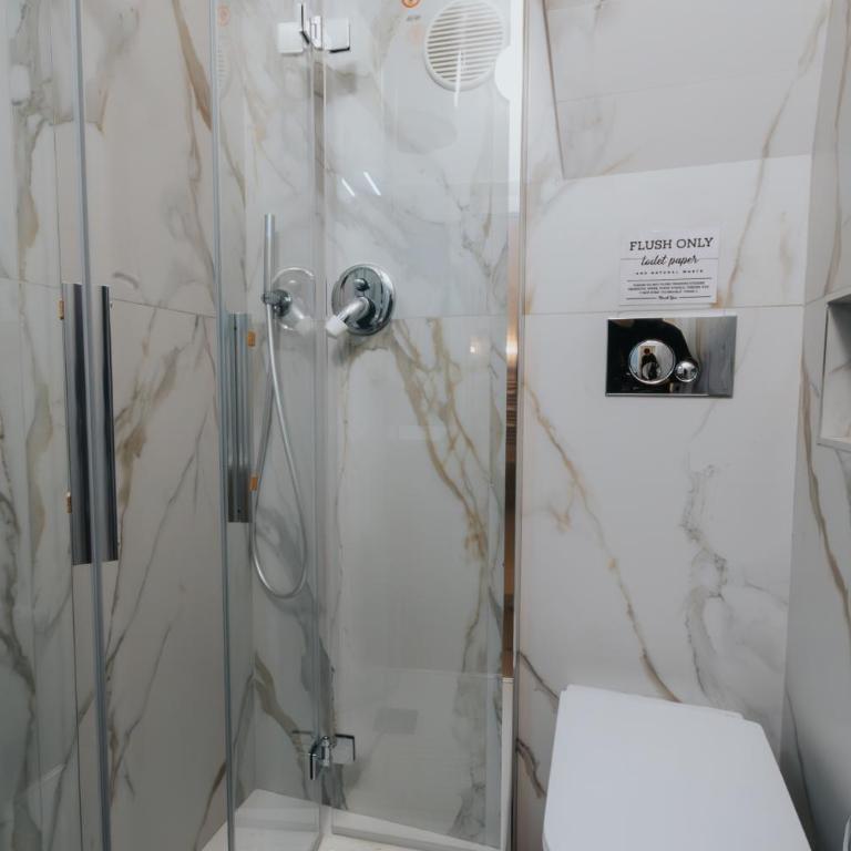 Desire Home - Appartamento Monolocale con 1 Letto Matrimoniale - 13