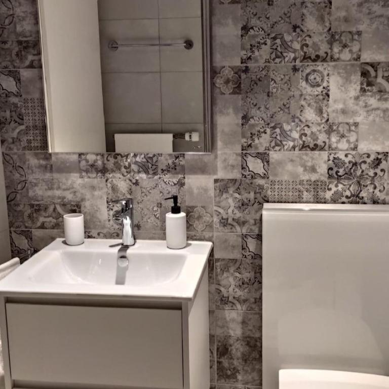 Mayenzett 25, komplett renoviert, vis-à-vis Klinik & Thermalbad - Apartment mit 1 Schlafzimmer - 6