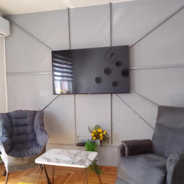 Two - One-Bedroom Apartment - 4