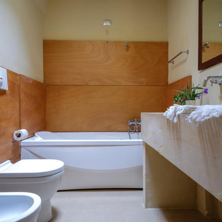 Masseria Bernardini by Symphonya Luxury Holiday Rentals - Deluxe One-Bedroom Apartment with Garden View - 6