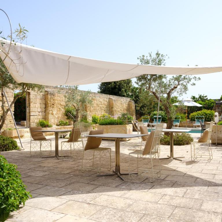 Masseria Bernardini by Symphonya Luxury Holiday Rentals - Camera King con Vista Giardino - 16