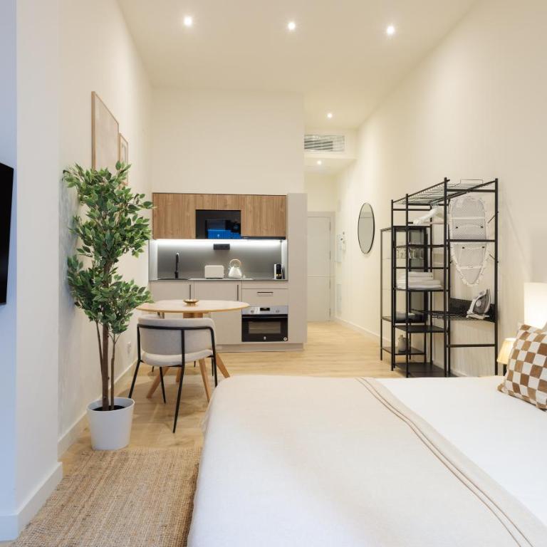Stay U-nique Apartments Font BCN - Apartamento con patio interior - 1
