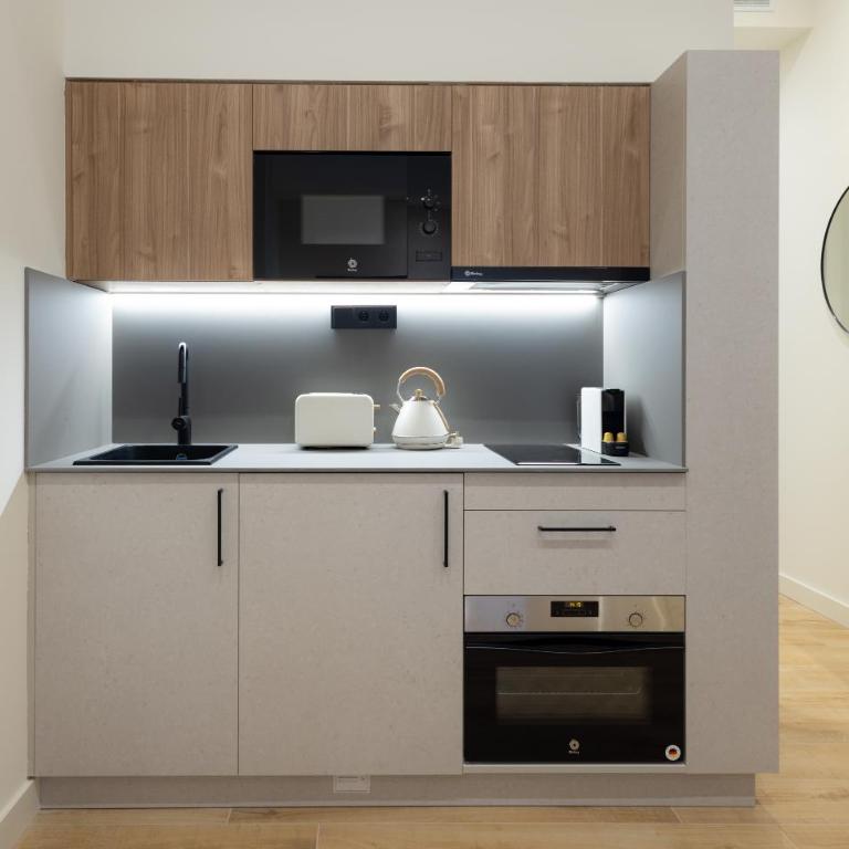 Stay U-nique Apartments Font BCN - Apartamento con patio interior - 2
