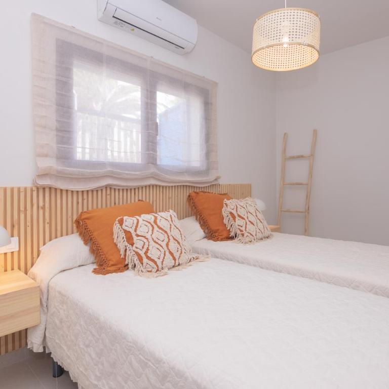 Villa Eden Beachfront Corralejo By Holidays Home - Villa - Beach Front - 10