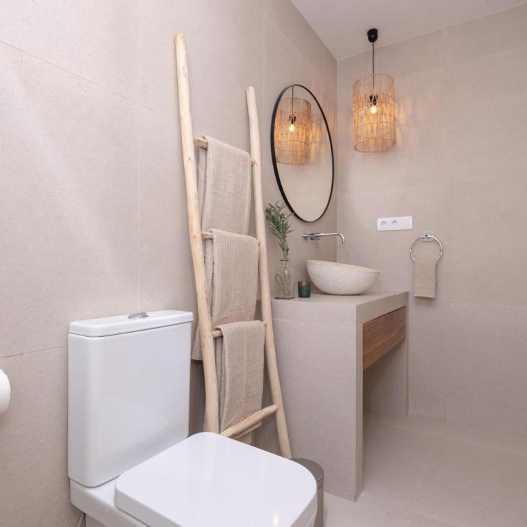 Villa Eden Beachfront Corralejo By Holidays Home - Villa - Beach Front - 19
