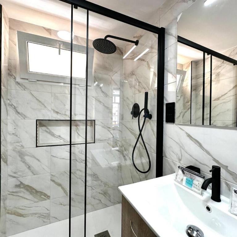 Encantador Estudio con Piscina - Torremolinos - Apartamento de 1 dormitorio - 2