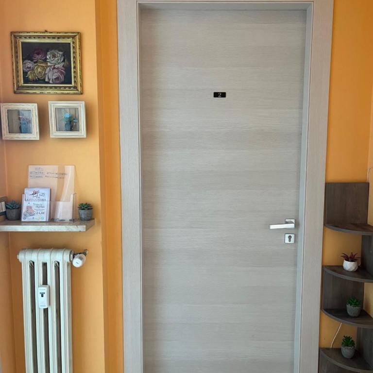 Boutique Affittacamere Attico In Centro - Camera Matrimoniale con Bagno in Comune - 23