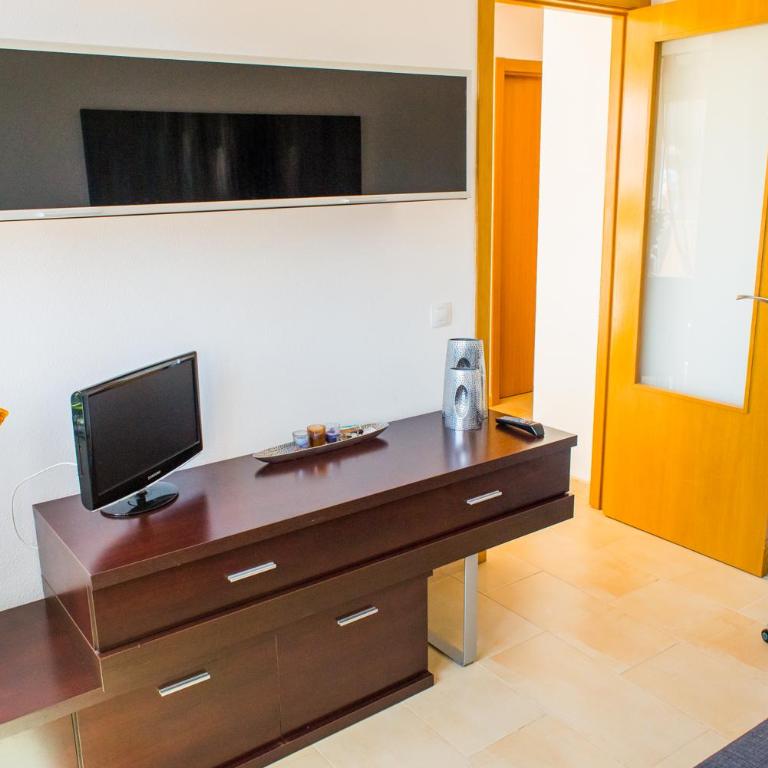 Apartment Delfines Sand Corralejo By Holidays Home - Apartamento con vistas a la piscina - 12