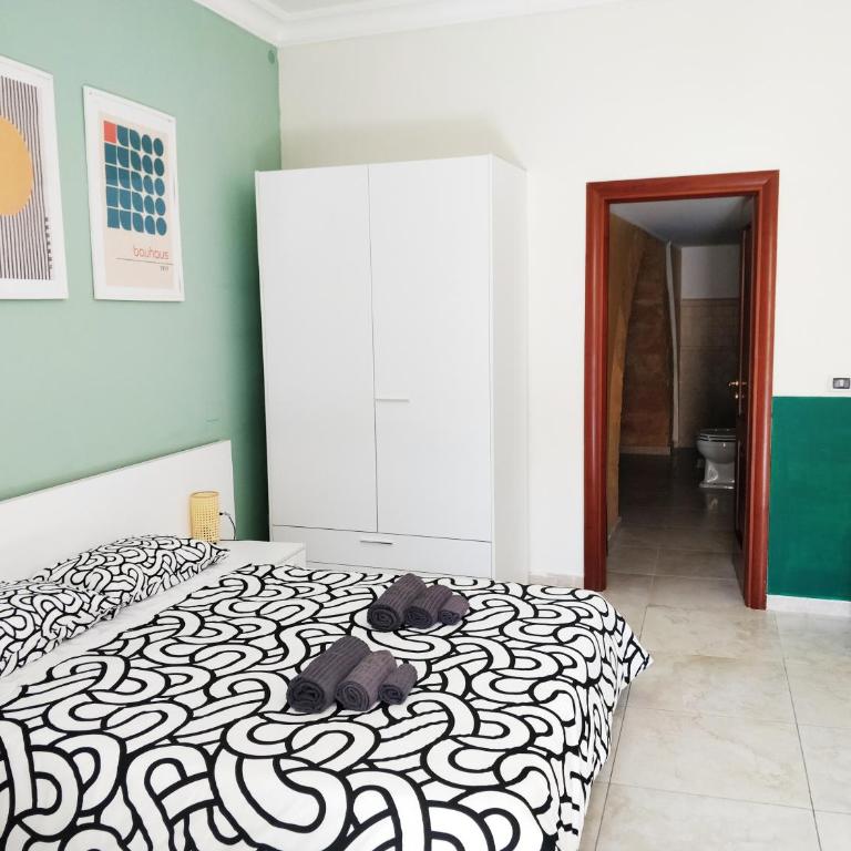 Kalos Rooms - Camera Matrimoniale Deluxe con 1 Letto Supplementare - 4
