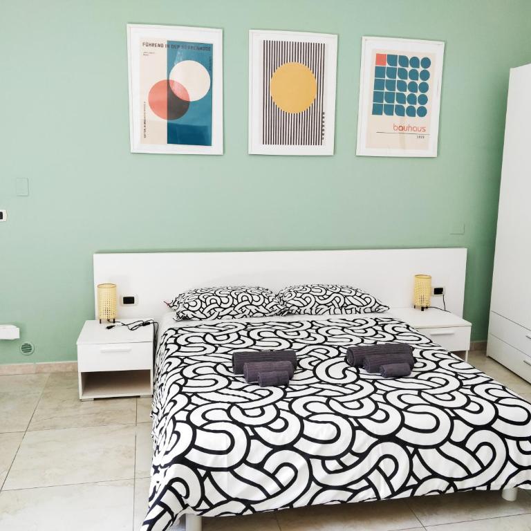 Kalos Rooms - Camera Matrimoniale Deluxe con 1 Letto Supplementare - 2