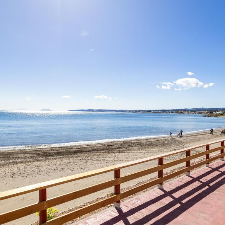 Bermeja Beach Ref #54 - Three-Bedroom Apartment with Ocean View - 27