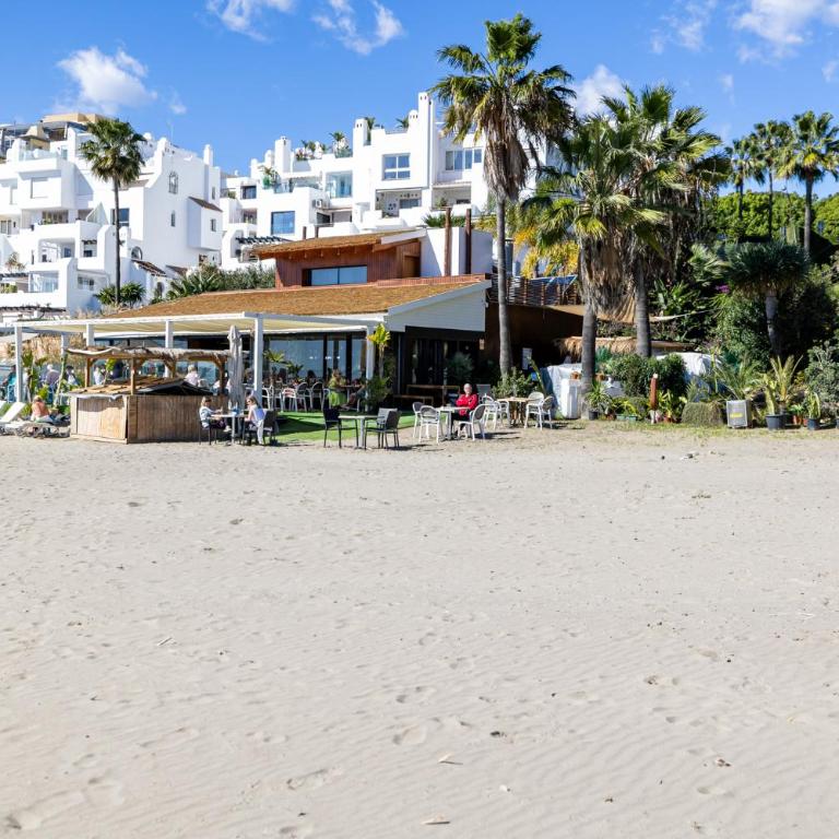 Bermeja Beach Ref #54 - Three-Bedroom Apartment with Ocean View - 32