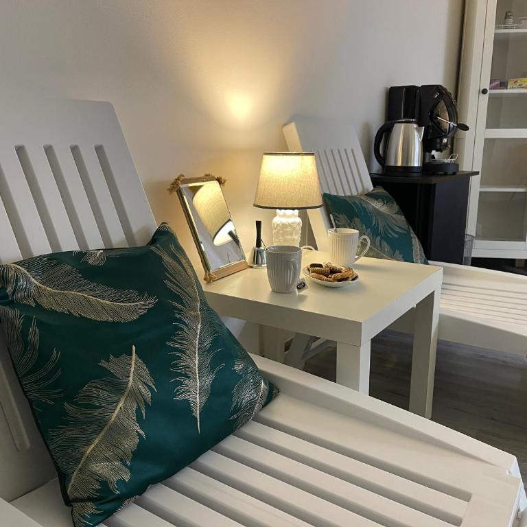 Le Suite del Lungomare Catania - Deluxe Suite with Spa Bath - 4