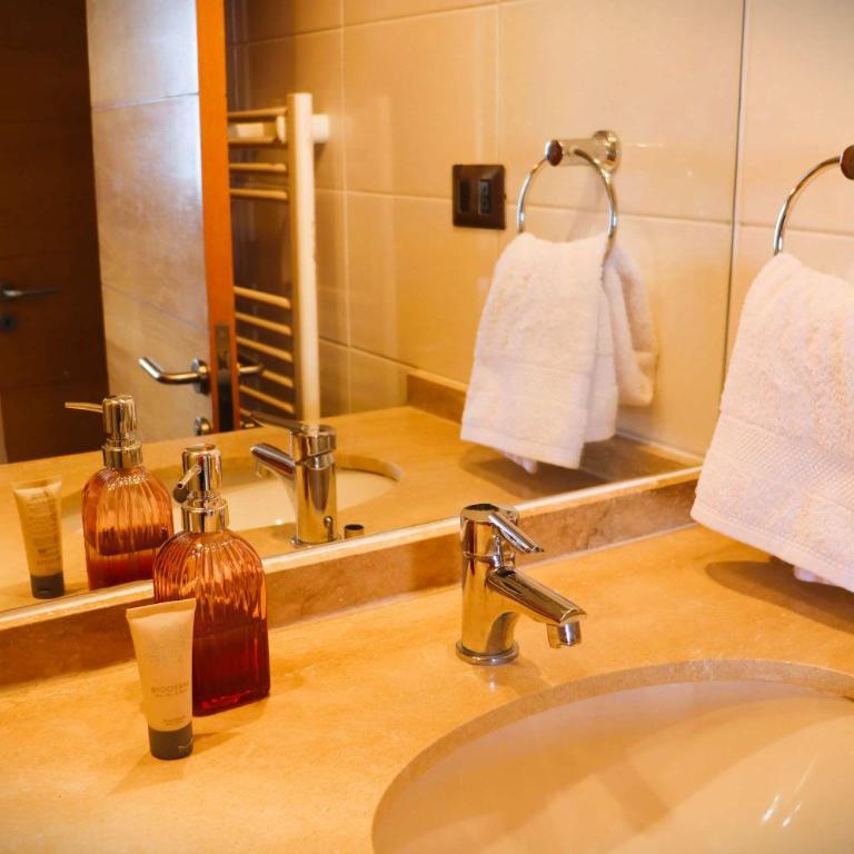 HOM I Departamento en Valle Nevado Amplio Dúplex 6PAX SKIOUT - Apartamento - 36